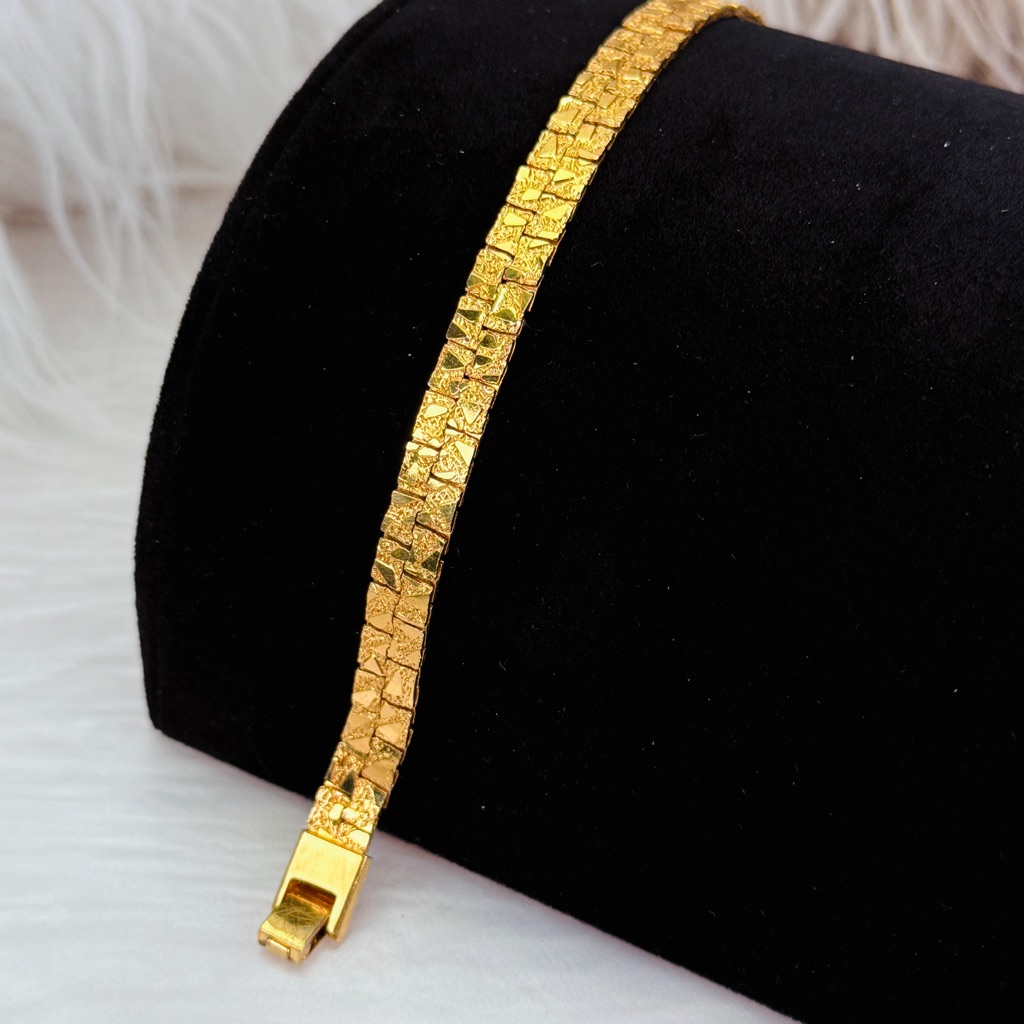 Beautiful, Vintage Goldtone, Nugget Style Tennis Bracelet